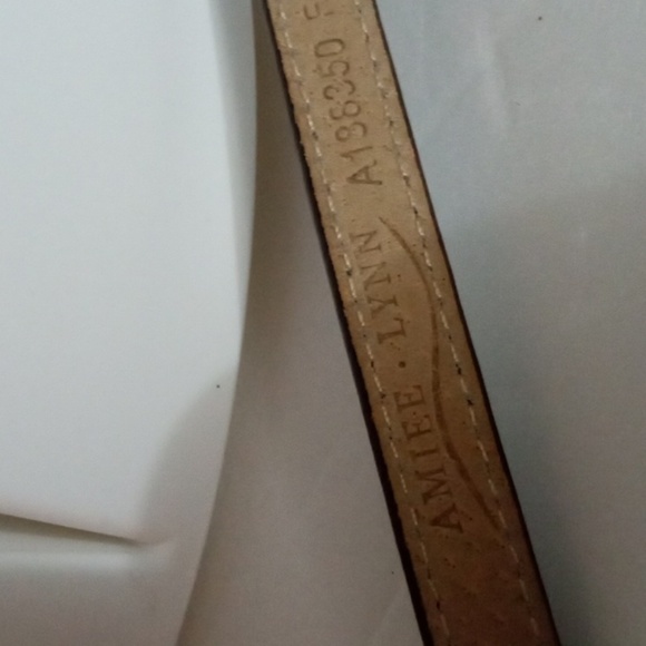 Women's  Amiee Lynn  Belt  sz  M/L Brown with Gold Hardware Adjustable back - Picture 5 of 6